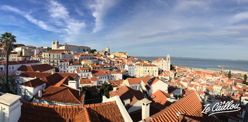 Perfect panoramic point of view of Lisbon and the Taje from the Miradour Santa Luzia