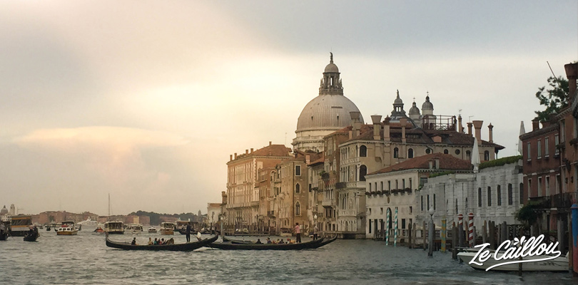 Visiter gratuitement l'eglise Santa Maria della salute lors de vos vacances à Venise.