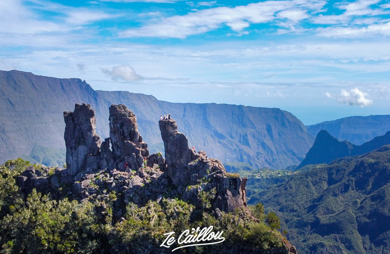 L'alpinisme sur les 3 salazes, une des activités sportives à la Réunion incontournable.