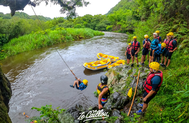 Le rafting, une des activités sportives à la Réunion avec sensations assurées ! 