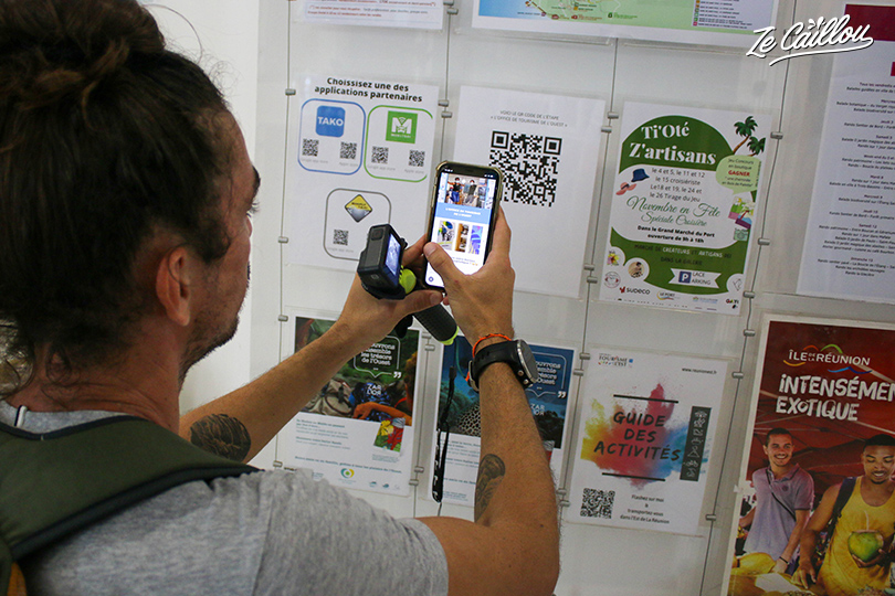 Scan a QR Code at the tourism office to validate the end of your saint-gilles' interactive tour! 