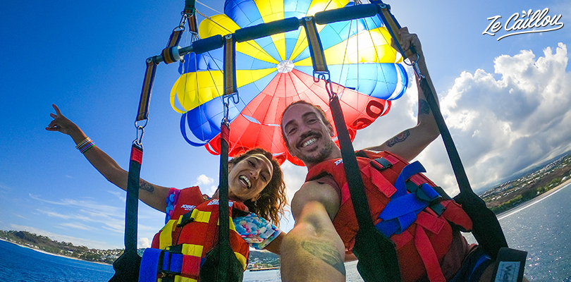 Activité de parachute ascensionnel Réunion à Saint-Gilles avec parasail reunion.