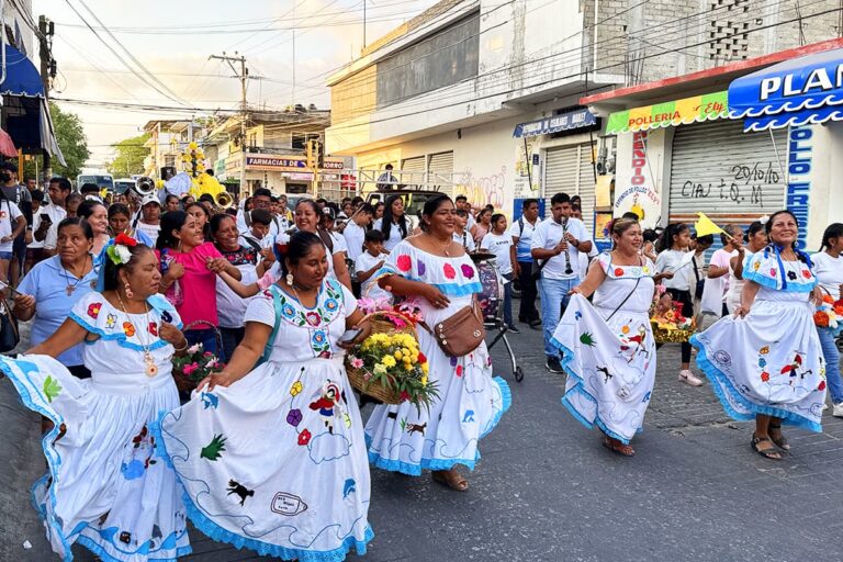 Découvrez les fêtes mexicaine lors de votre voyage au mexique dans la region de oaxaca.